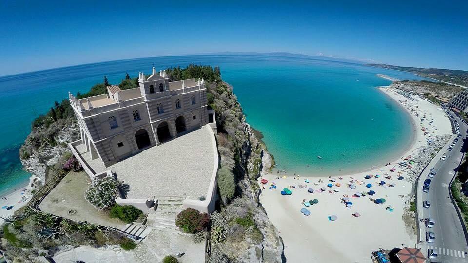 Gullo Capo Vaticano Ricadi Exterior photo